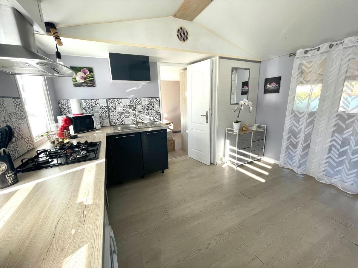 Mobil Home Tourrettes Eksteriør billede